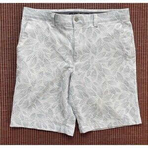 PGA Tour Golf Shorts Men 34 White Textured Floral Hawaiian Print 9” Inseam